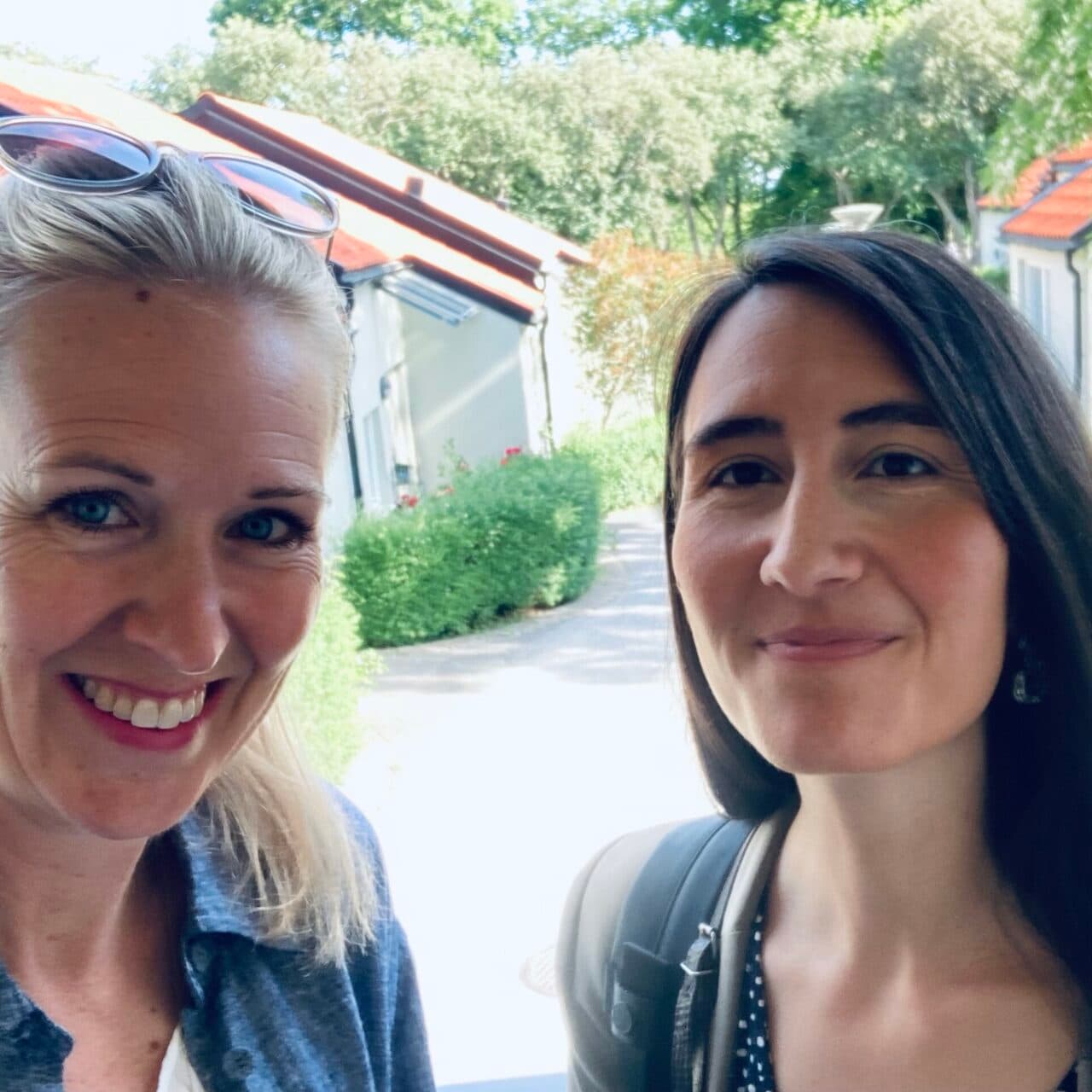 Almedalen Sofie E Munteanu och Lanja Rashid